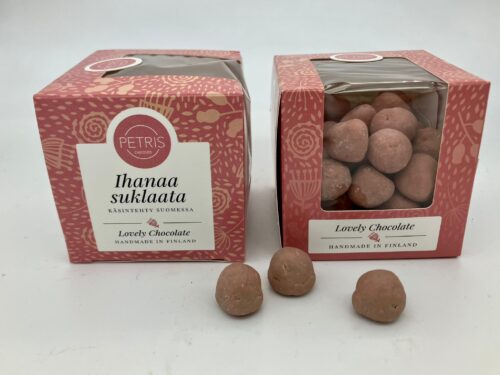 Se parempi Suklaalaku, valkosuklaalla ja vadelmalla.